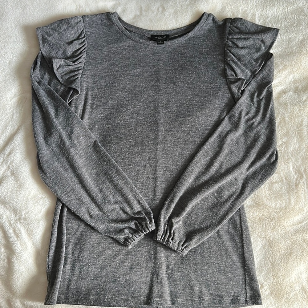 Ann Taylor Flutter Sleeve Top (S)